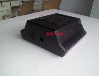 硅膠手板在復(fù)模過(guò)程中容易出現(xiàn)哪些問(wèn)題?